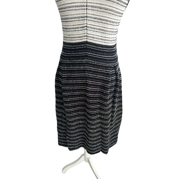 CAROLINA HERRERA Colorblock Knit Floral A Line Dress Size Medium - Picture 10 of 11